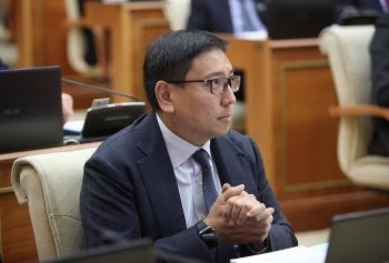 Табысы күнкөріс деңгейінен төмен азаматтарға несие беруге тыйым салынады - Ұлттық банкқ