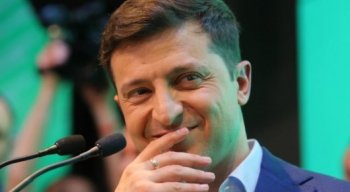 Зеленский бір күнде 22 шенеунікті қызметтен босатты