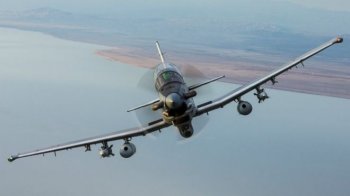 Шағын ұшақ өзенге құлады