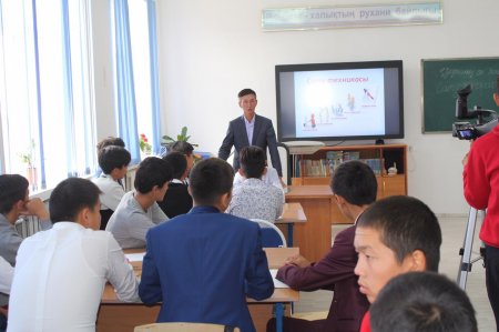 \"Кәсіпкерлік негіздер\" курсына бизнес өкілдері белсенді қатысуда