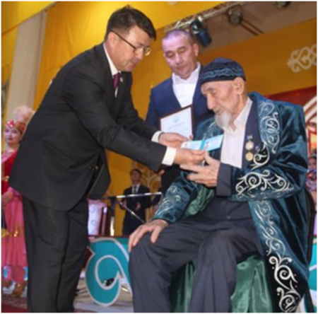 Заңғар ақынға \"Сырдария ауданының құрметті азаматы\" атағы берілді