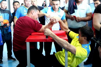 Бастауыш ұйымдар бақ сынасты